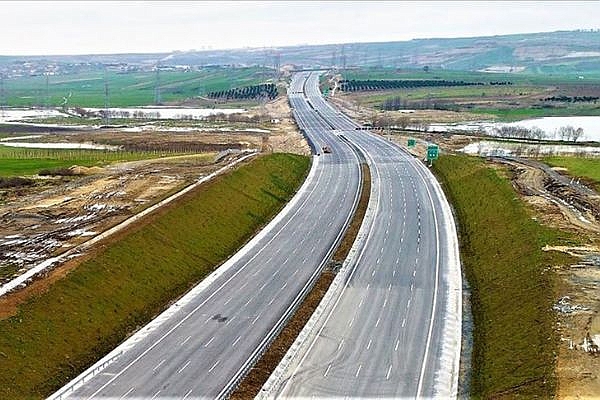 Kınalı-Çatalca otoyolu resmen açıldı