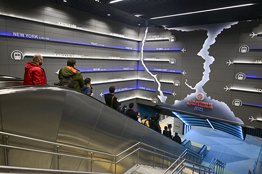 İstanbul Havalimanı-Kağıthane metrosu seferlere başladı! 30 gün boyunca ücretsiz...