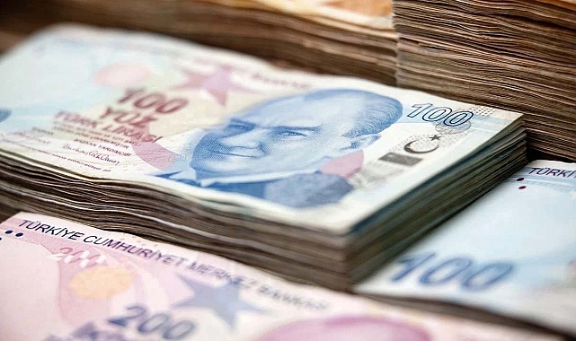 Resmen yürürlüğe girdi: Mevduat ve yatırım fonları için stopaj oranı yükseltildi