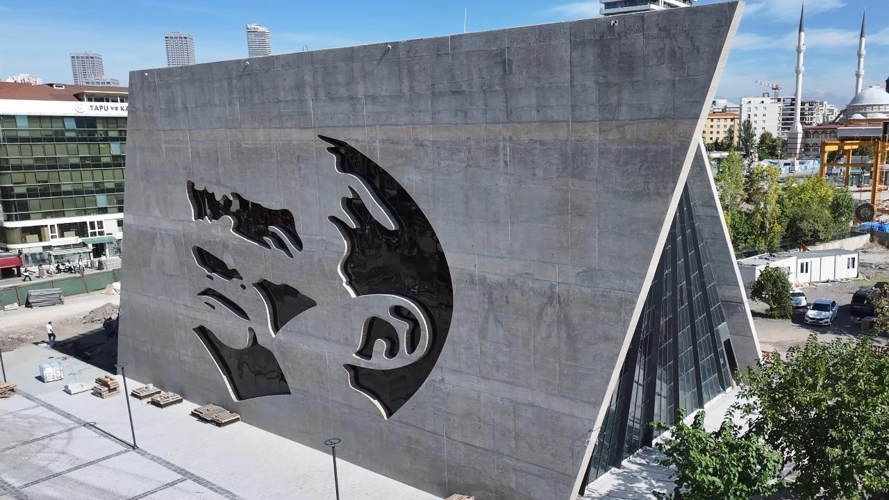 Ataşehir Yüzüncü Yıl Atatürk Müzesi ve Kütüphanesi açılıyor
