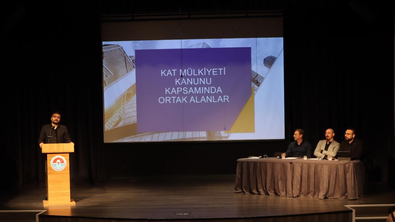 Kat Mülkiyeti Kanunu kapsamında ortak yaşam alanları düzenlenen panelde konuşuldu