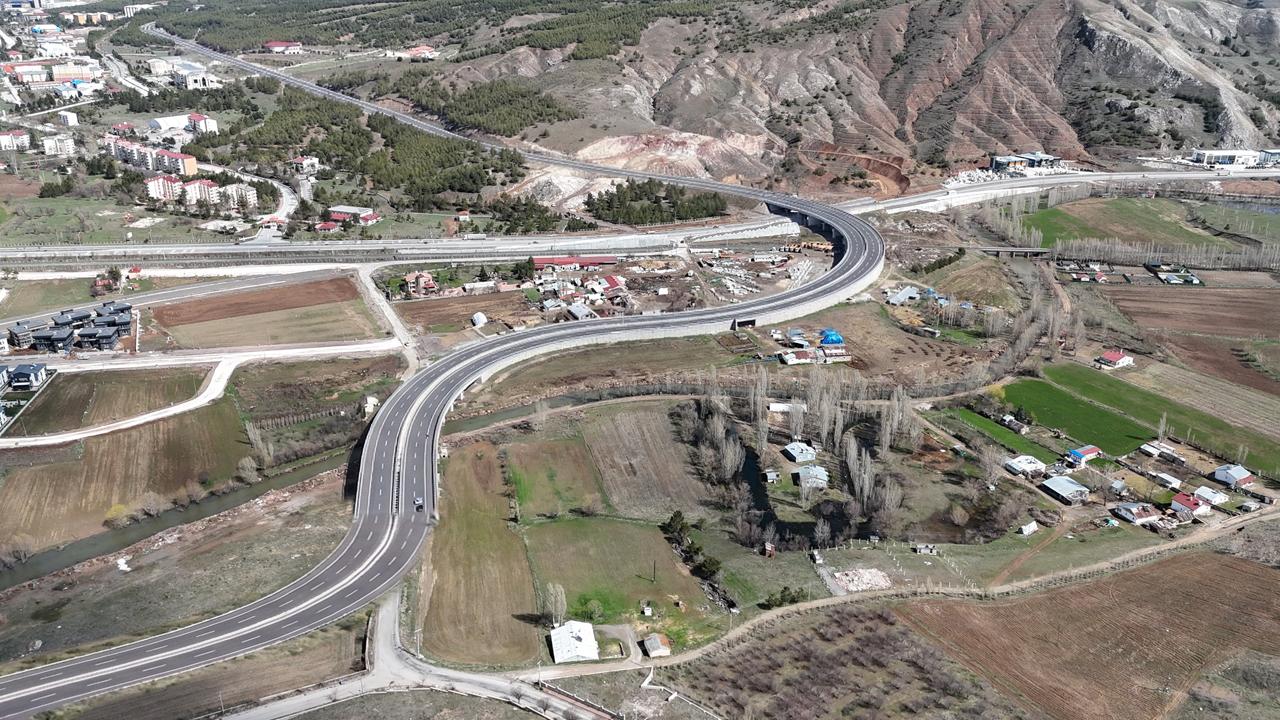 Sivas'ın dev hastanesi için bağlantı yolları ihalesi yapıldı