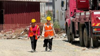 İnşaatın Kadın Ustaları Hatay'da iş başında