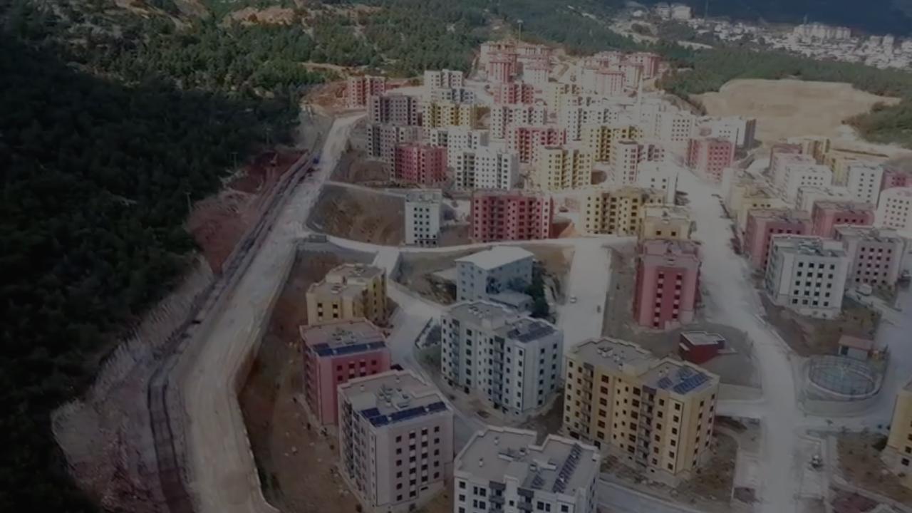 TOKİ daire teslimleri Hatay'dan devam ediyor