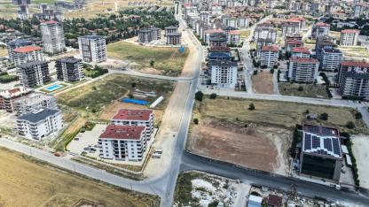Uşak'ta yollar imar planlarına uygun açılıyor